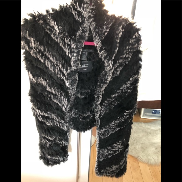 Marc by Marc Jacobs Haworth Genuine Rabbit Vest - Picture 3 of 4